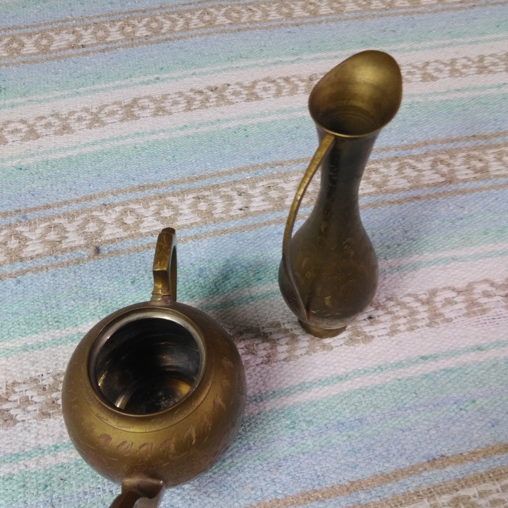 3 PIECE SET OF BRASS POT, PITCHER WITH LID - Picture 7 of 16